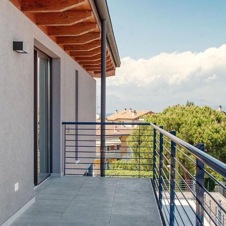 Residenza Puoti Lägenhet Peschiera del Garda Exteriör bild